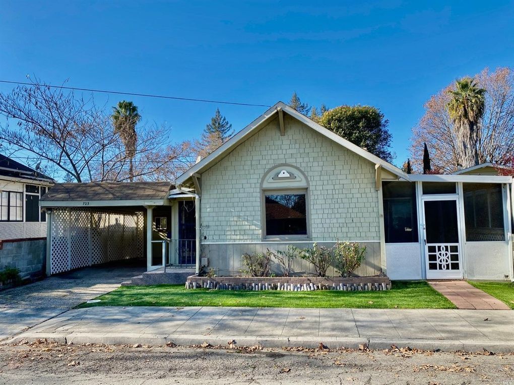 723 Montgomery St.